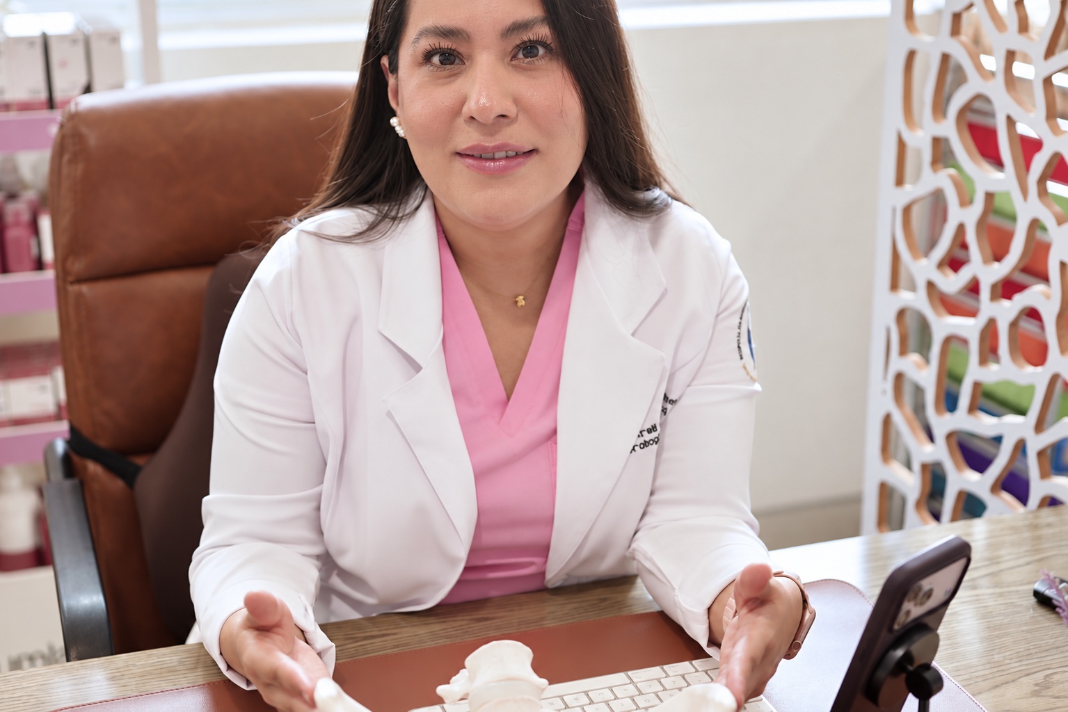 Atención de menopausia y climaterio con la Dra. Areli García